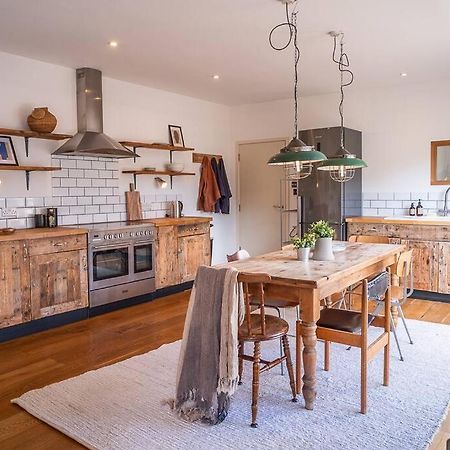 Penthouse At The Old Tea Factory Appartement Londen Buitenkant foto