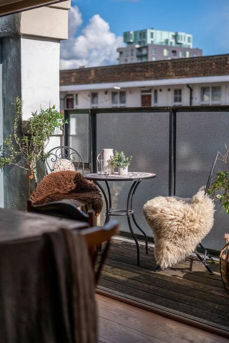 Penthouse At The Old Tea Factory Appartement Londen Buitenkant foto