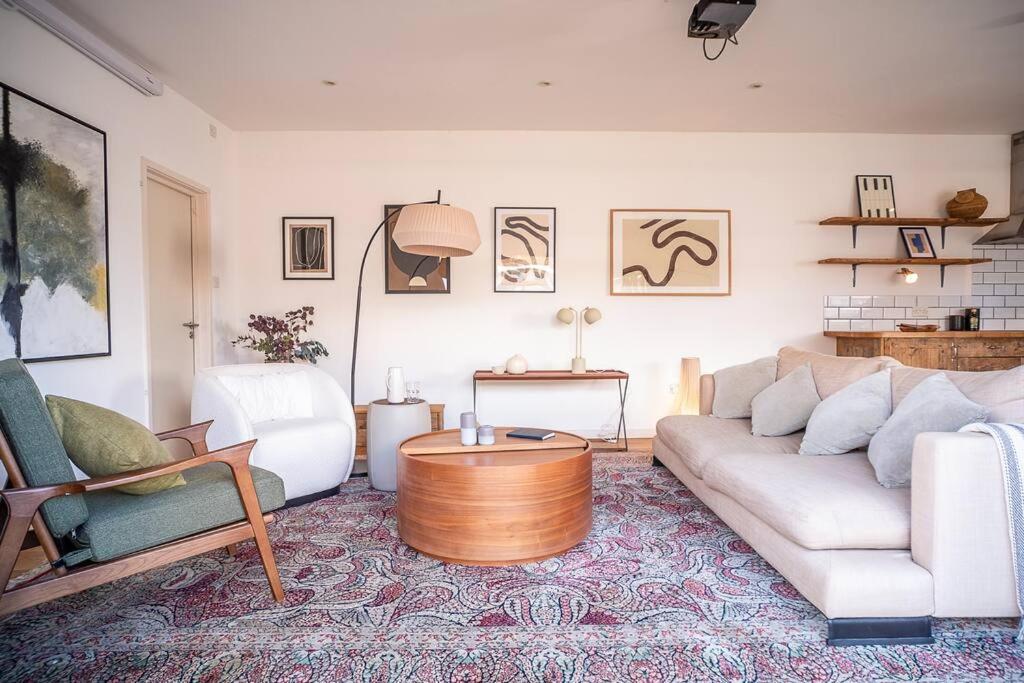 Penthouse At The Old Tea Factory Appartement Londen Buitenkant foto