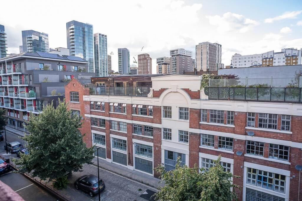 Penthouse At The Old Tea Factory Appartement Londen Buitenkant foto