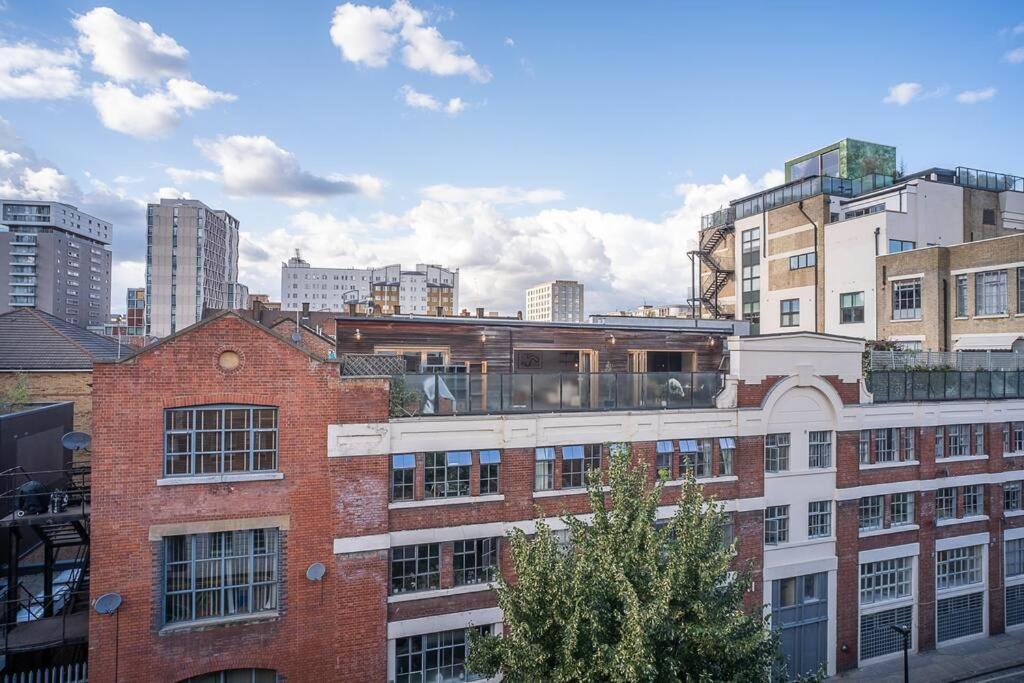 Penthouse At The Old Tea Factory Appartement Londen Buitenkant foto