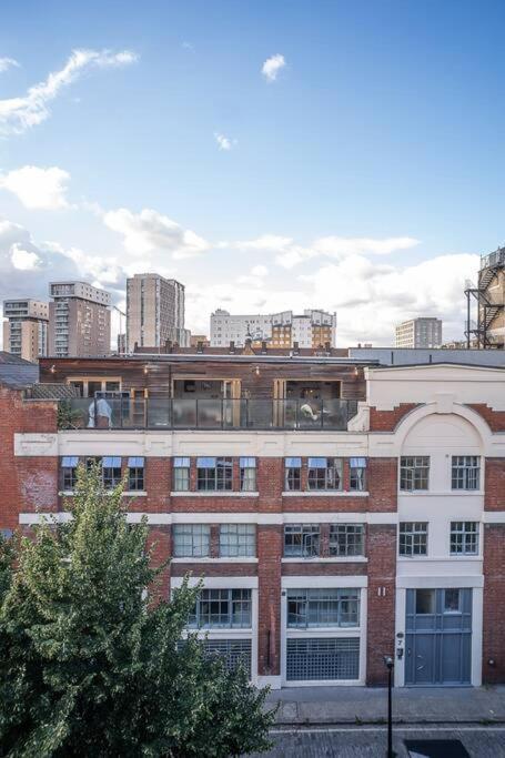 Penthouse At The Old Tea Factory Appartement Londen Buitenkant foto